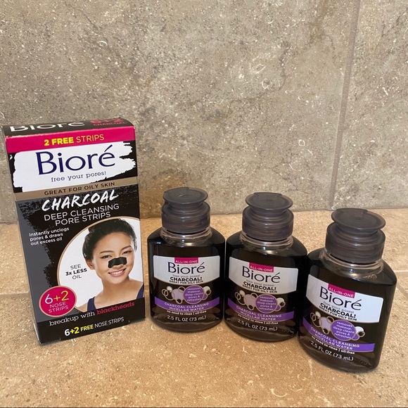 Biore Charcoal Pore Strips & Cleansing Micellar - Picture 2 of 7